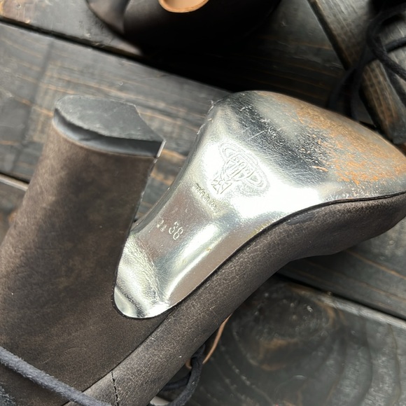 Vivienne Westwood New Regent Strappy Pumps - Picture 11 of 13